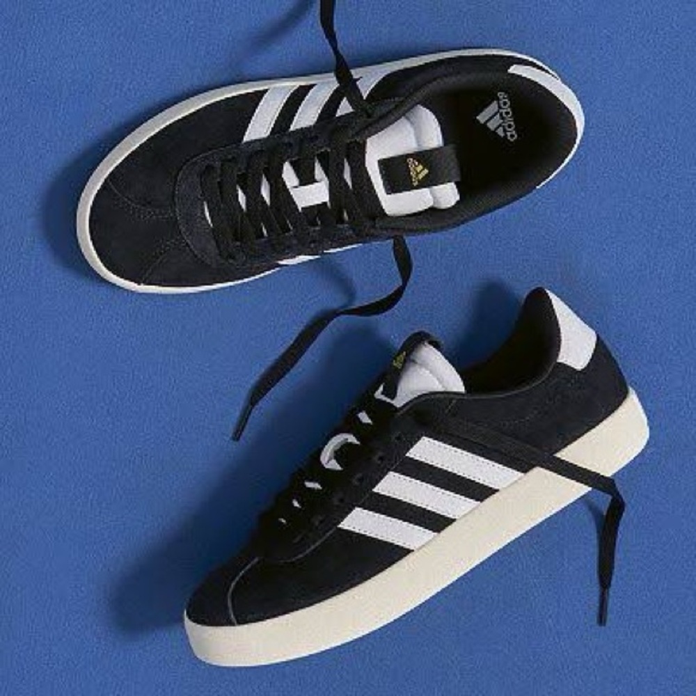 Adidas VL Court 3.0 Sneaker Women’s size 8 black and white